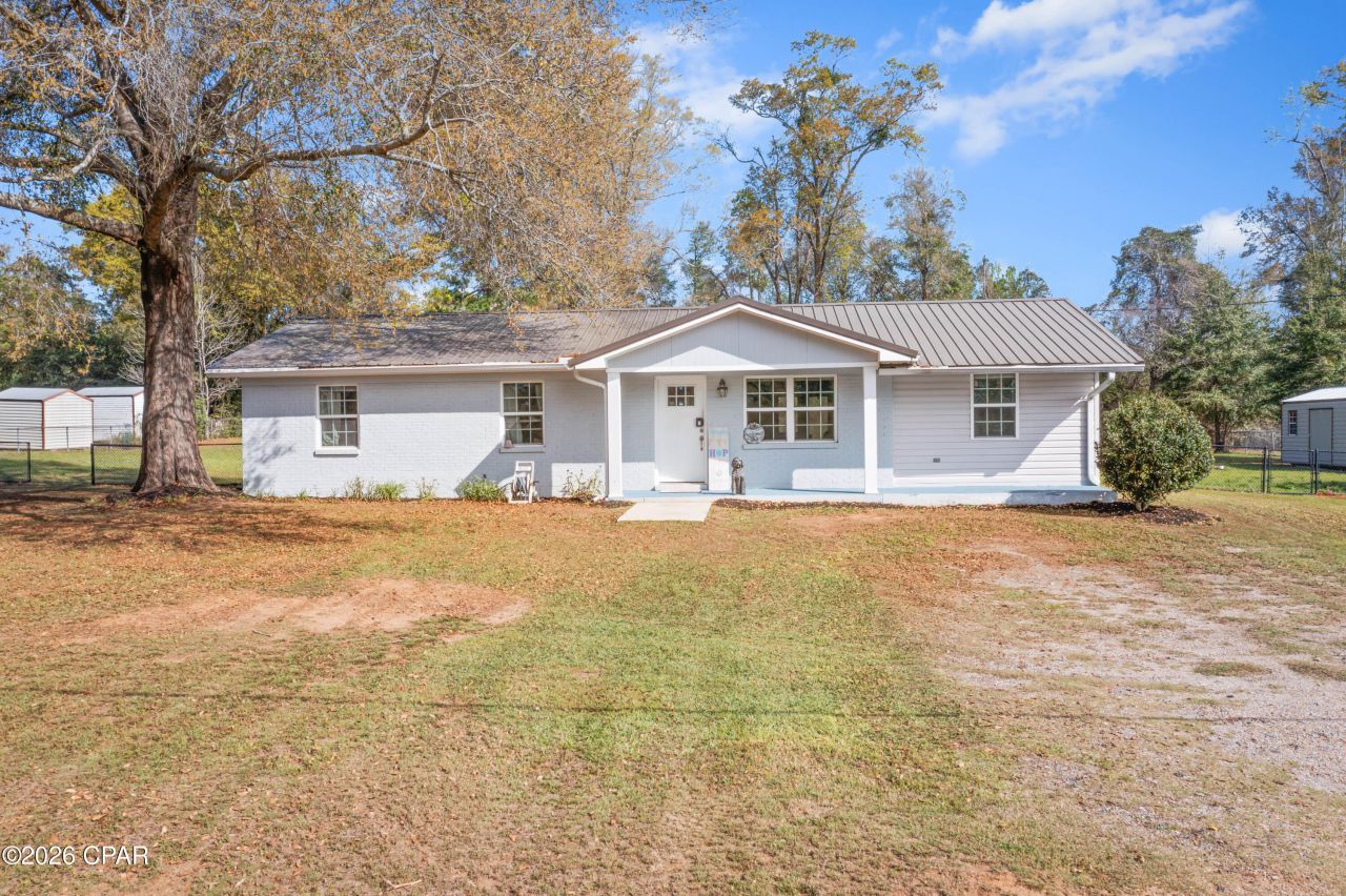 4966 Redwood Drive, Marianna, FL 32446 Main Photo
