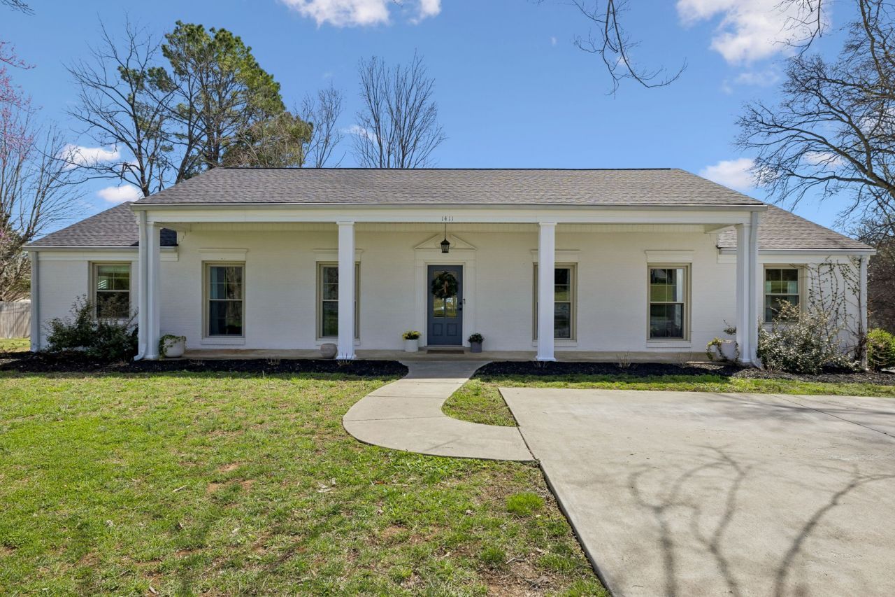 1411 Sunnyside Dr, Columbia, TN 38401 Main Photo