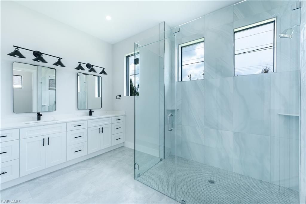 1625 SW 4th St , Cape Coral, FL 33991 Photo