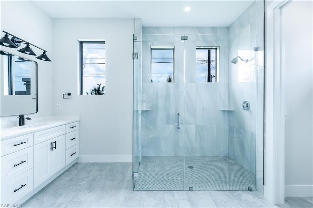 1625 SW 4th St , Cape Coral, FL 33991 Photo