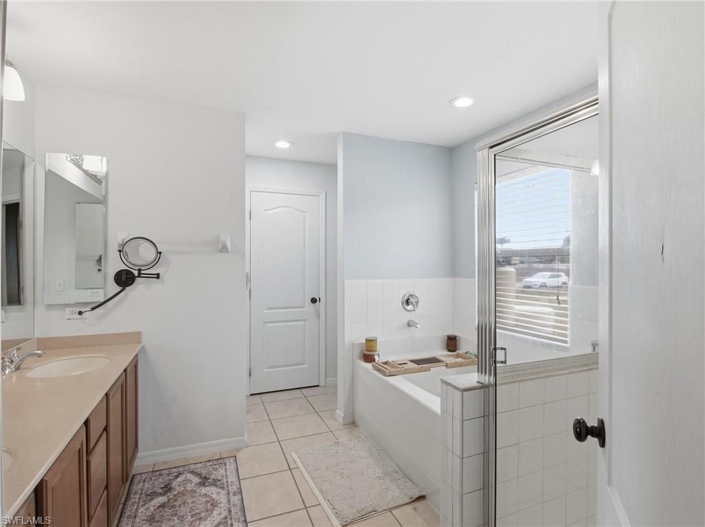 731 Long Lines Ln, Lehigh Acres, FL 33974 Photo