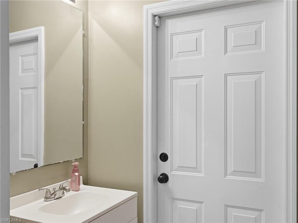 731 Long Lines Ln, Lehigh Acres, FL 33974 Photo