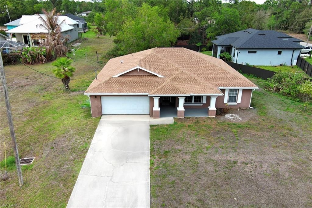 731 Long Lines Ln, Lehigh Acres, FL 33974 Photo