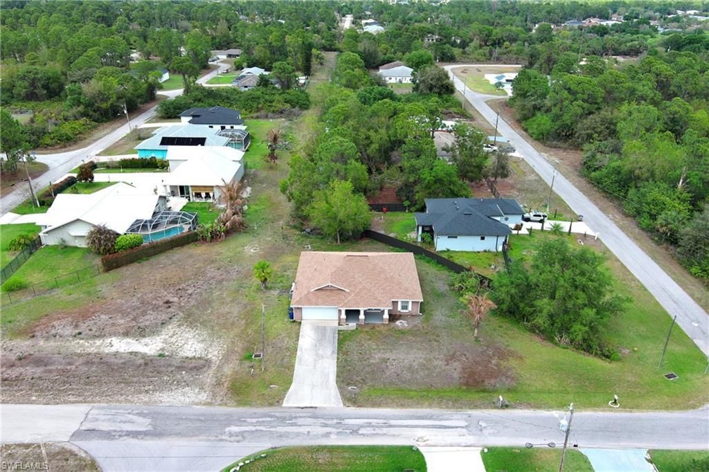 731 Long Lines Ln, Lehigh Acres, FL 33974 Photo