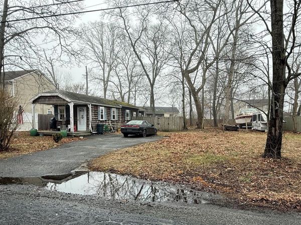 90 Wavecrest Drive , Mastic Beach, NY 11951