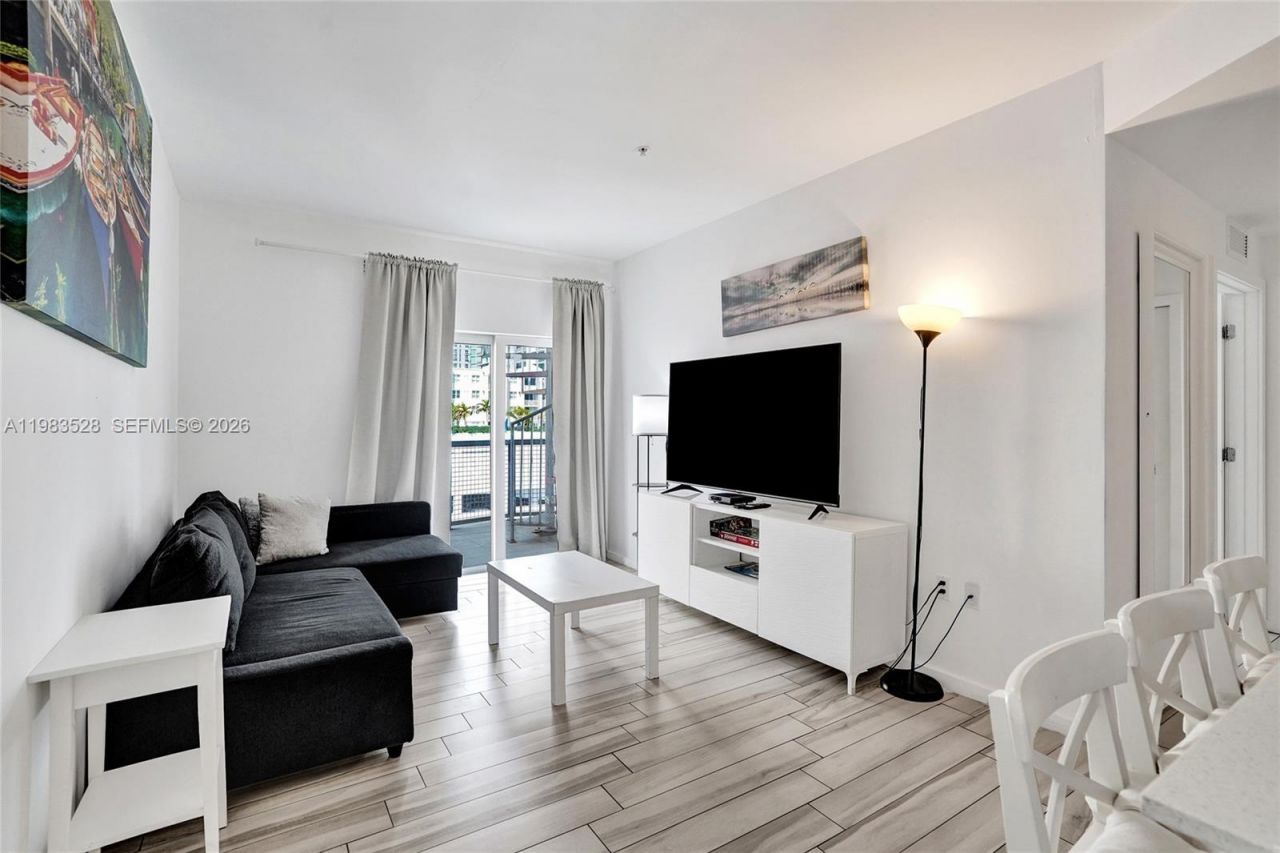 481 NE 29th St, Unit 702, Miami, FL 33137 Photo