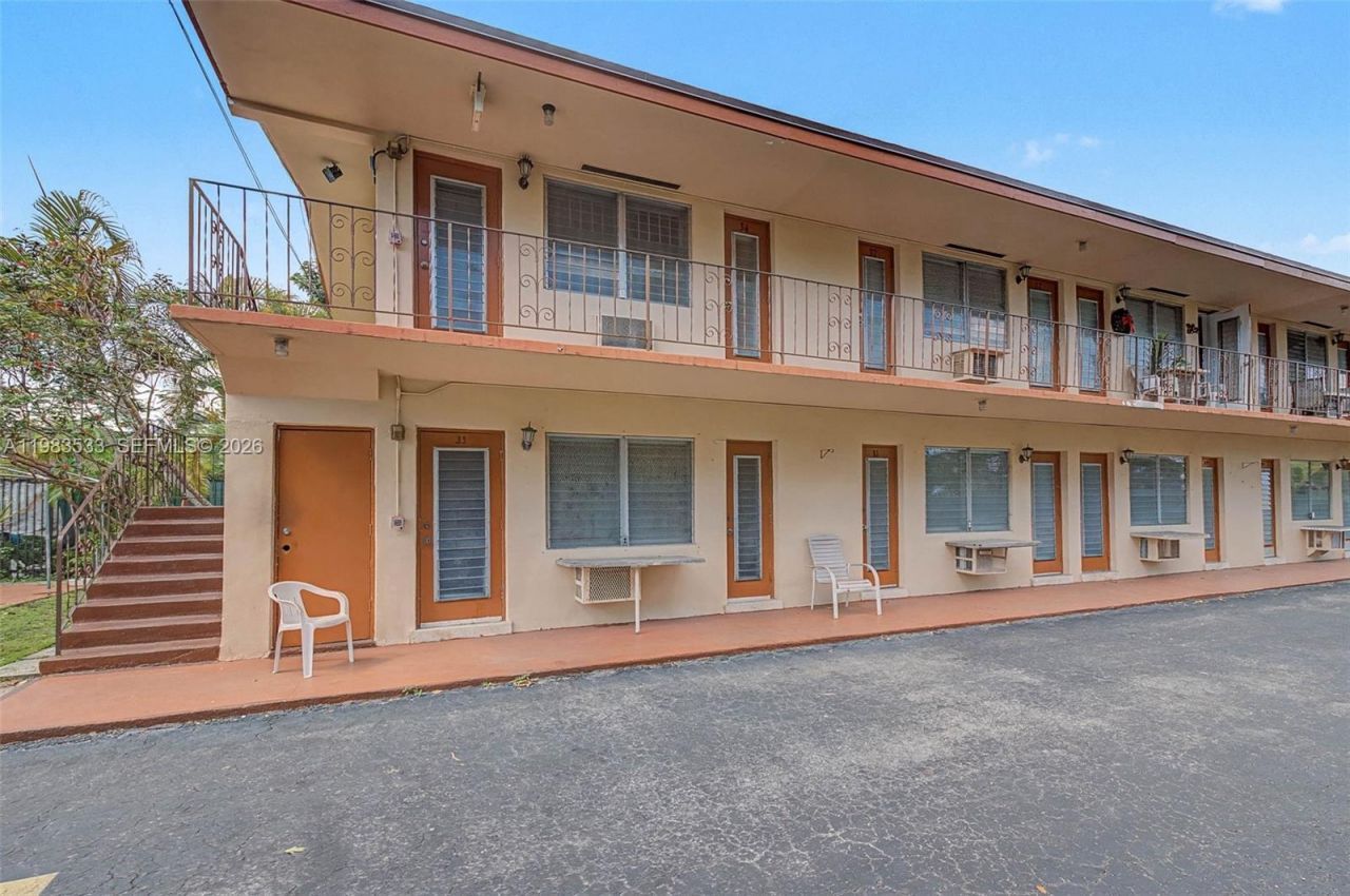 60 NW 79th St , Unit 10, Miami, FL 33150 Photo