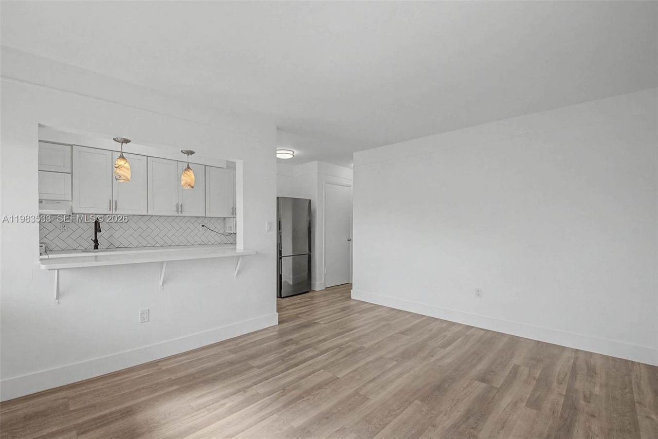 60 NW 79th St , Unit 10, Miami, FL 33150 Photo