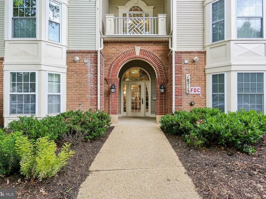 18715 Sparkling Water Drive, Unit 9-202, Germantown, MD 20874 Main Photo