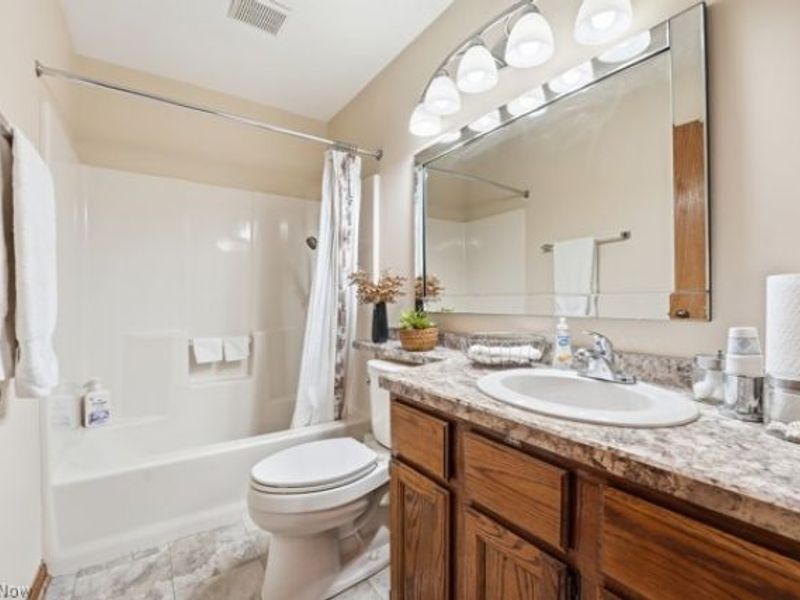 1163 Red Tail Hawk Court, Unit 1, Boardman, OH 44512 Photo 19