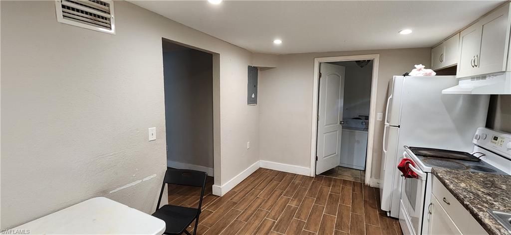 1423 Lura Ave, Fort Myers, FL 33916 Photo