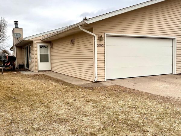 3000 Covent Garden Street S, Moorhead, MN 56560