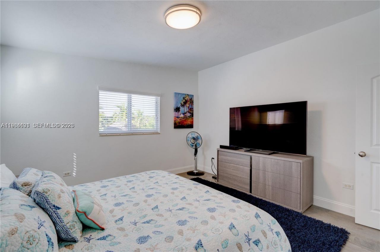 48 S Andros Rd , Key Largo, FL 33037 Photo