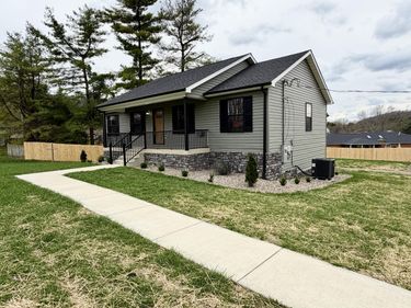 791 Jarvis Avenue, Somerset, KY 42501