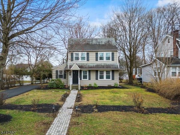 12 Dayton Crescent, Bernardsville, NJ 07924
