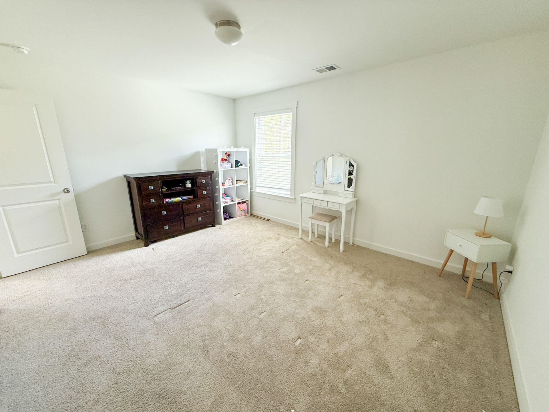 1003 British Drive Photo 12