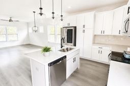 1003 British Drive photo 4