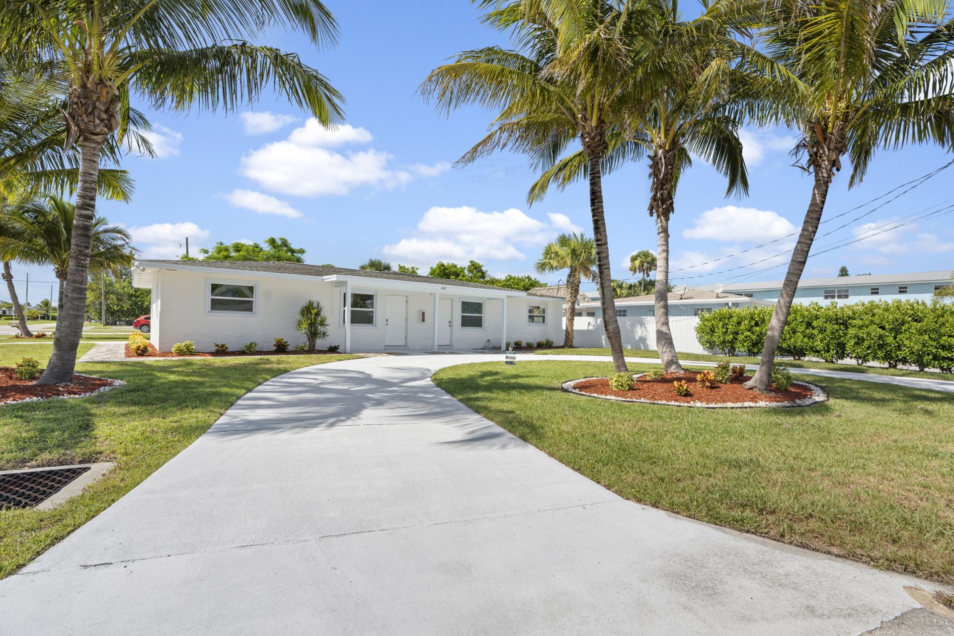 662 Granada Street, Fort Pierce, FL 34949 Photo