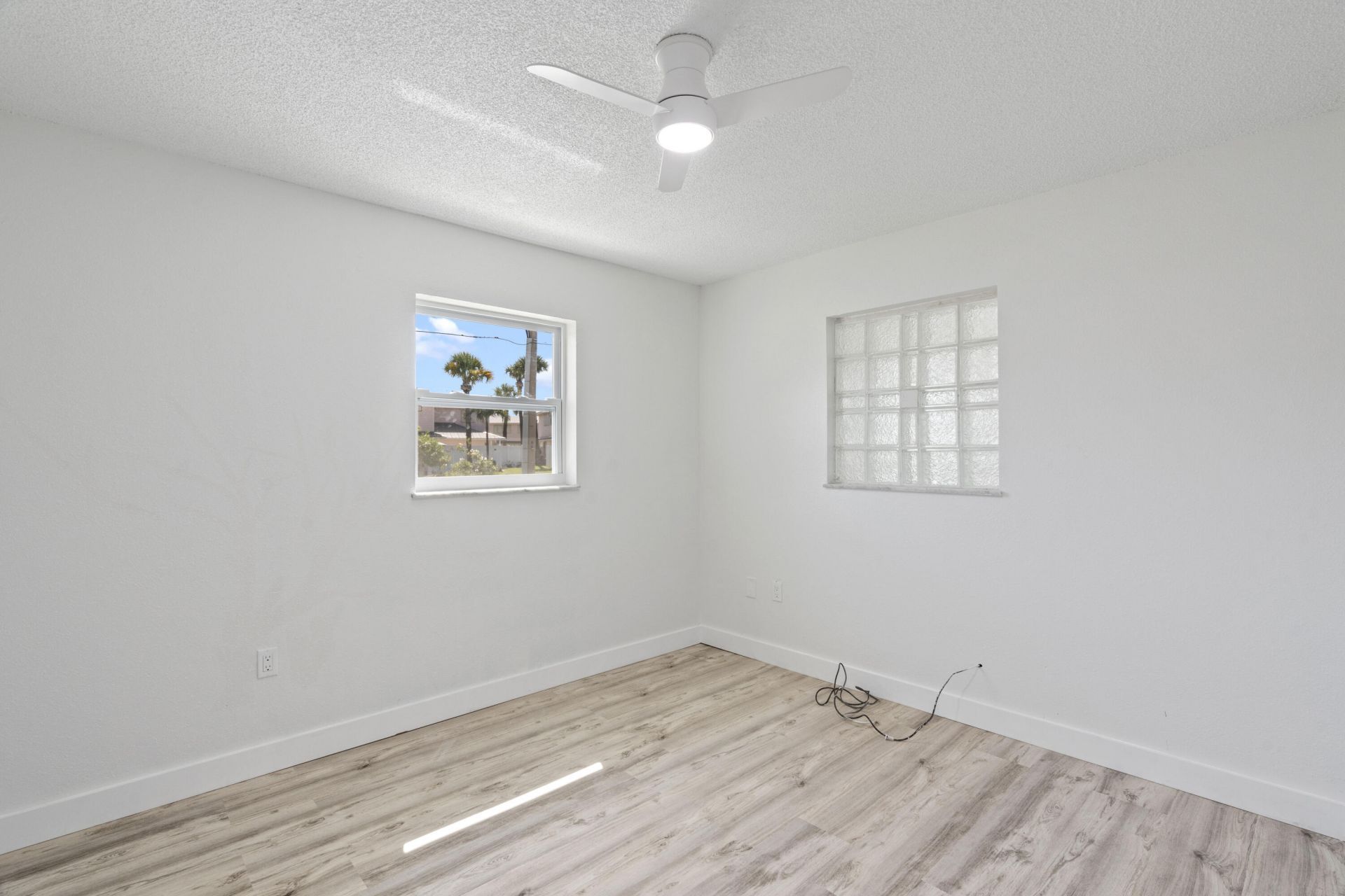 662 Granada Street, Fort Pierce, FL 34949 Photo