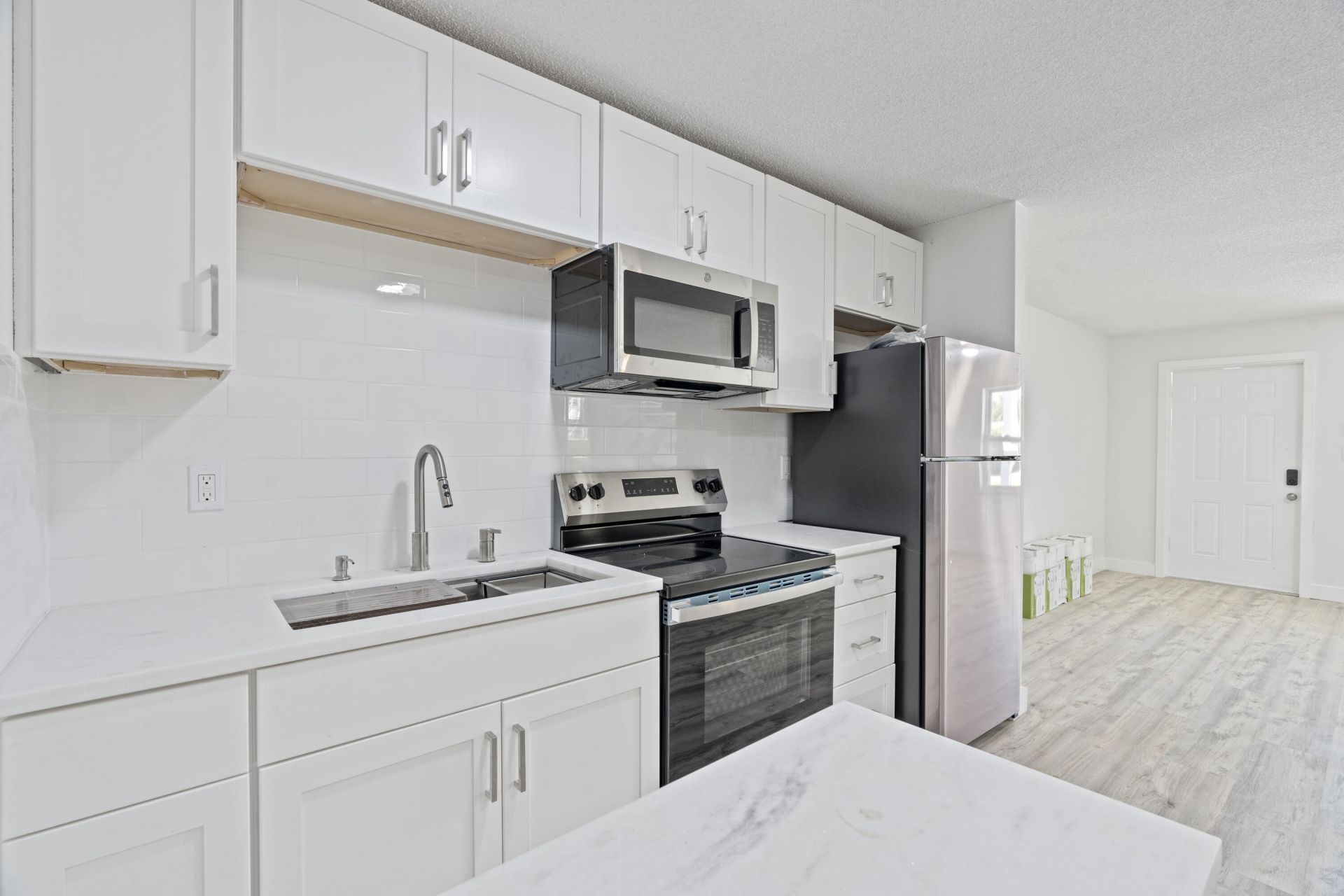 662 Granada Street, Fort Pierce, FL 34949 Photo