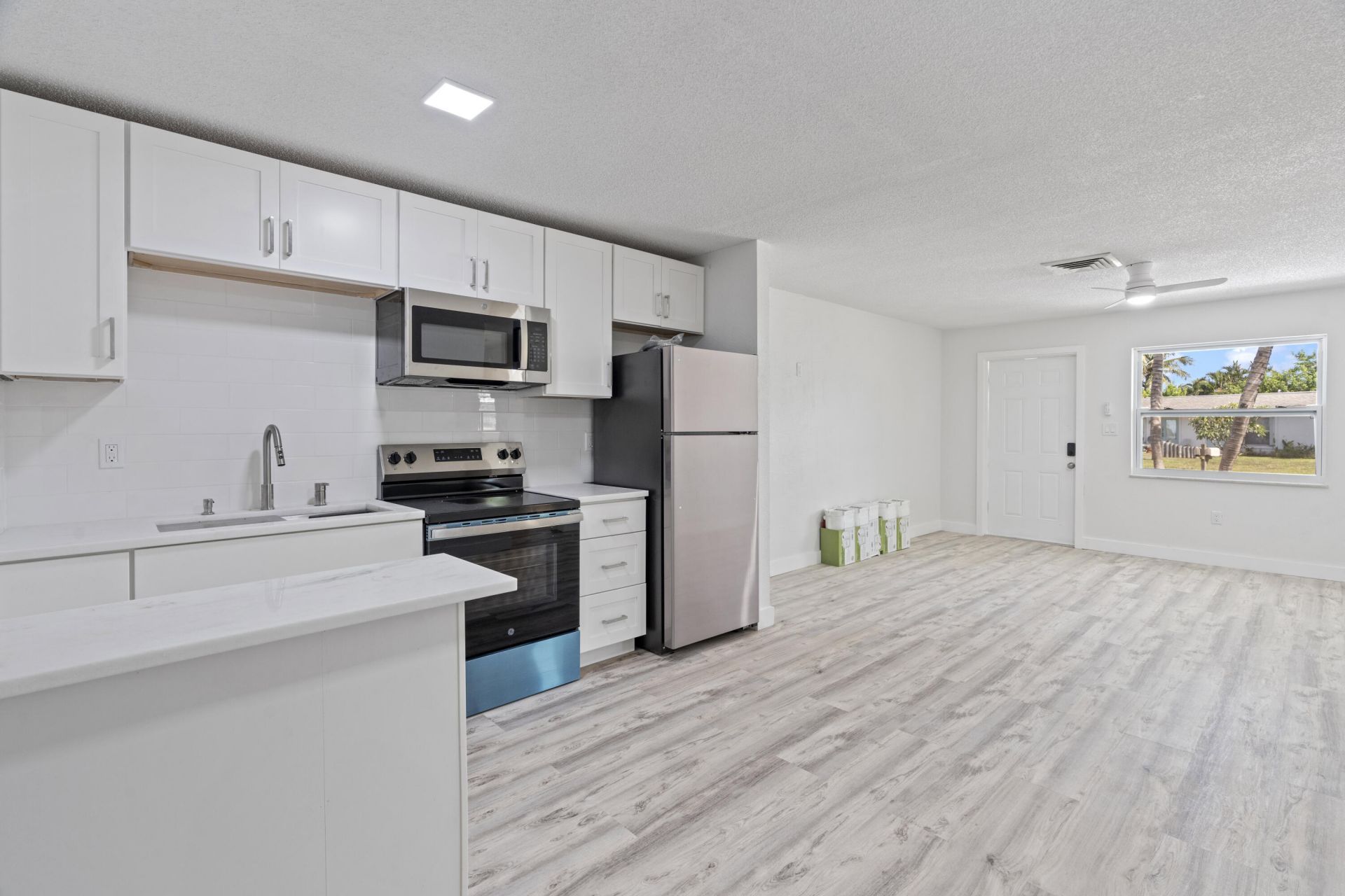 662 Granada Street, Fort Pierce, FL 34949 Photo