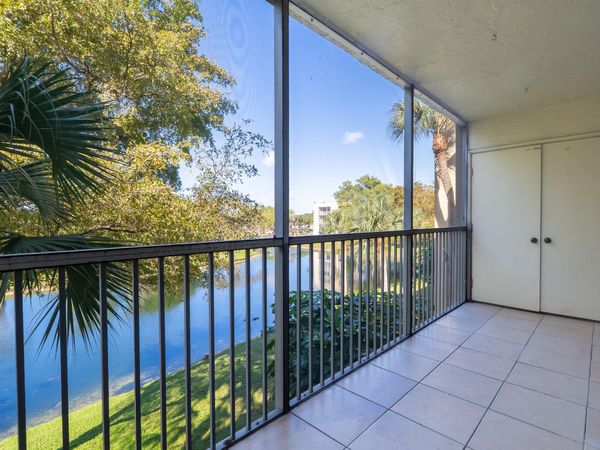 3121 NW 47th Terrace, Unit 315, Lauderdale Lakes, FL 33319