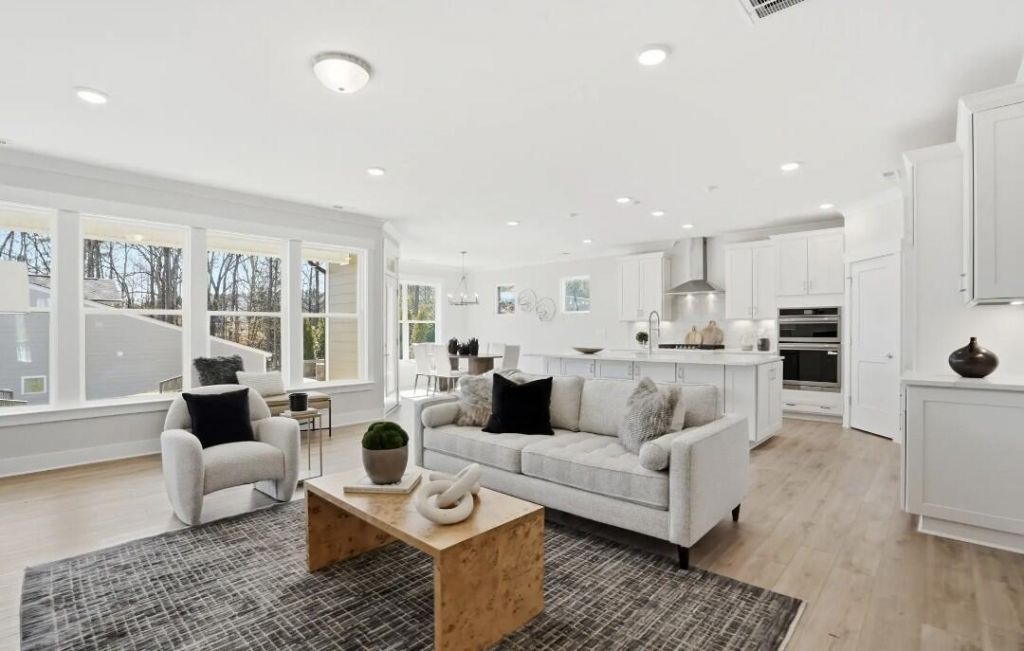 263 Huguenot Trail Photo 6