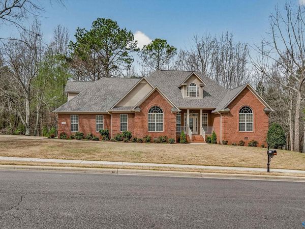112 Southern Oaks Drive, Huntsville, AL 35811