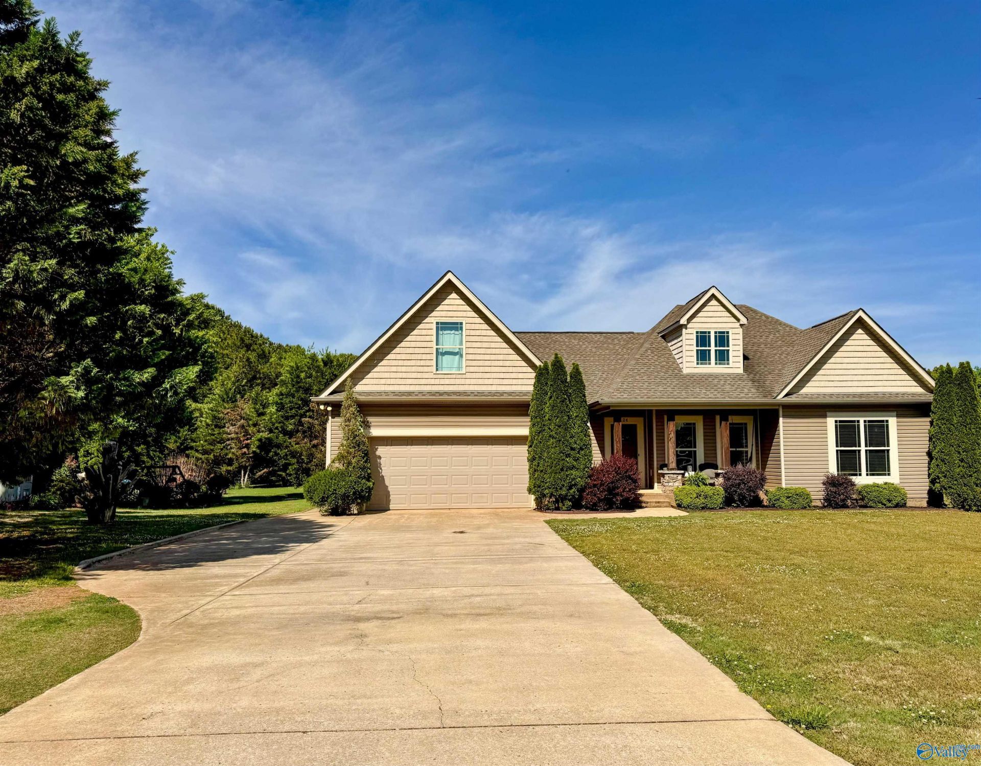124 Kema Drive, Huntsville, AL 35811 Main Photo