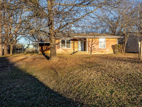 1414 Rice Avenue, Gainesville, TX 76240