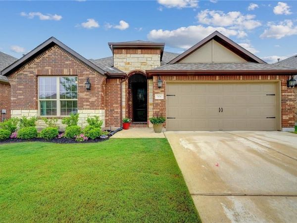 504 Mistflower Springs DR, Leander, TX 78641