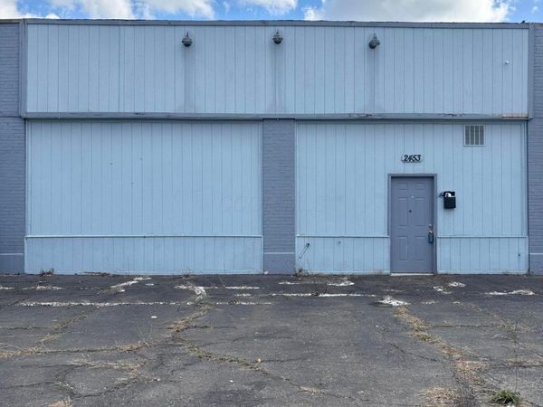 2453 Sullivant Avenue, Unit 3, Columbus, OH 43204