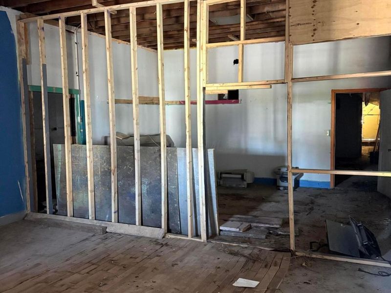 2453 Sullivant Avenue, Unit 3, Columbus, OH 43204 Photo 7