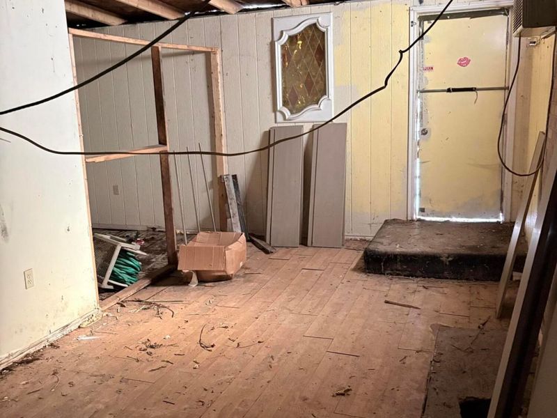 2453 Sullivant Avenue, Unit 3, Columbus, OH 43204 Photo 9