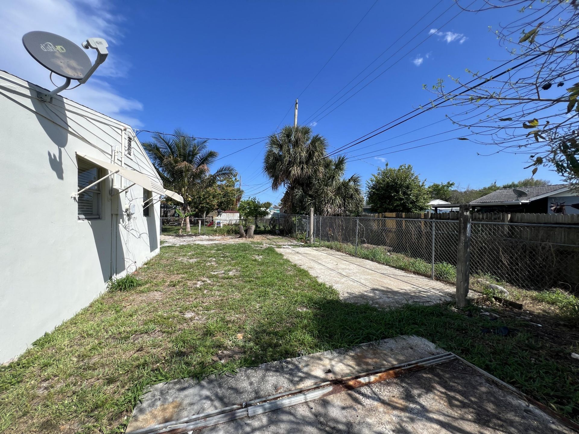 2012 Ardmore Road, West Palm Beach, FL 33409 Photo