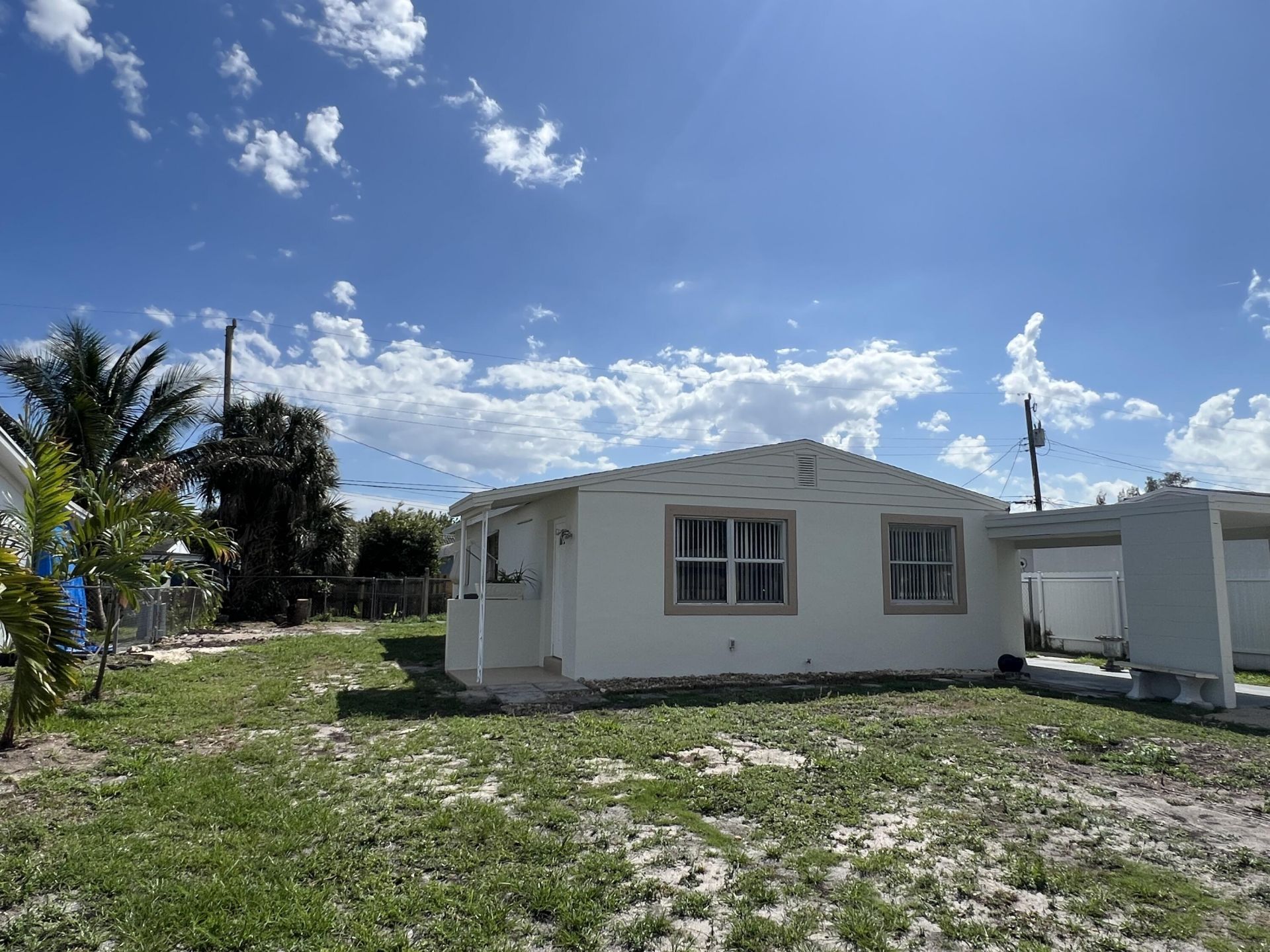 2012 Ardmore Road, West Palm Beach, FL 33409 Photo