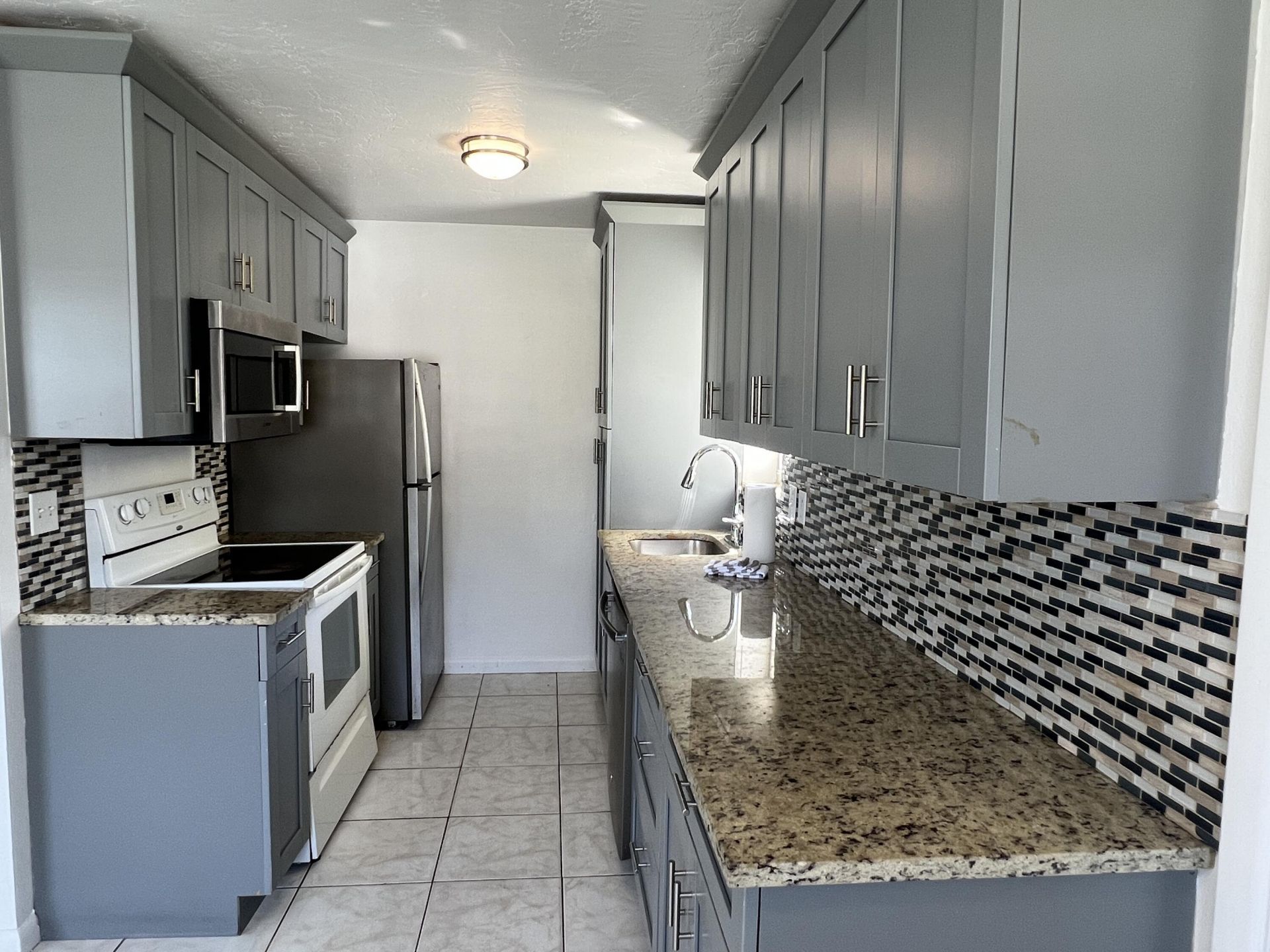 2012 Ardmore Road, West Palm Beach, FL 33409 Photo