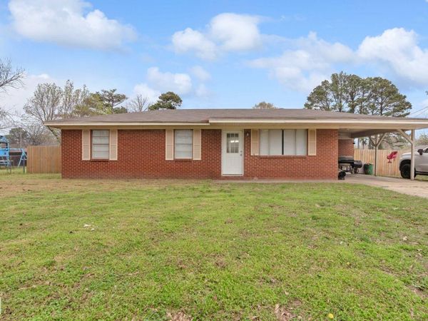 100 Park Street, Lake City, AR 72437