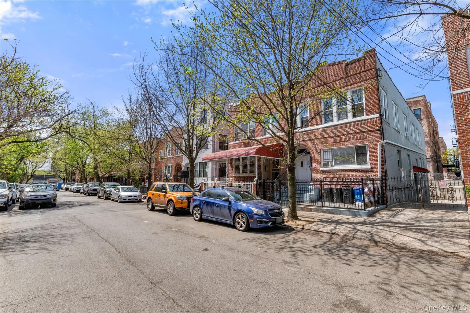 1049 Ward Avenue, Bronx, NY 10472 Main Photo