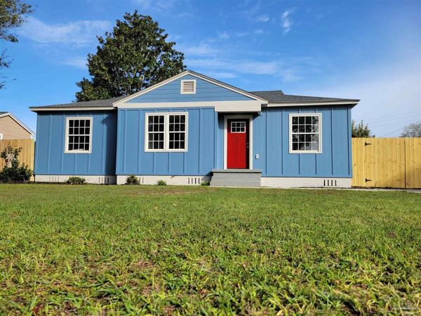 206 Bryant Rd, Pensacola, FL 32507