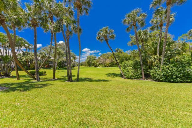 4105 Fairway Drive N, Jupiter, FL 33477 Photo