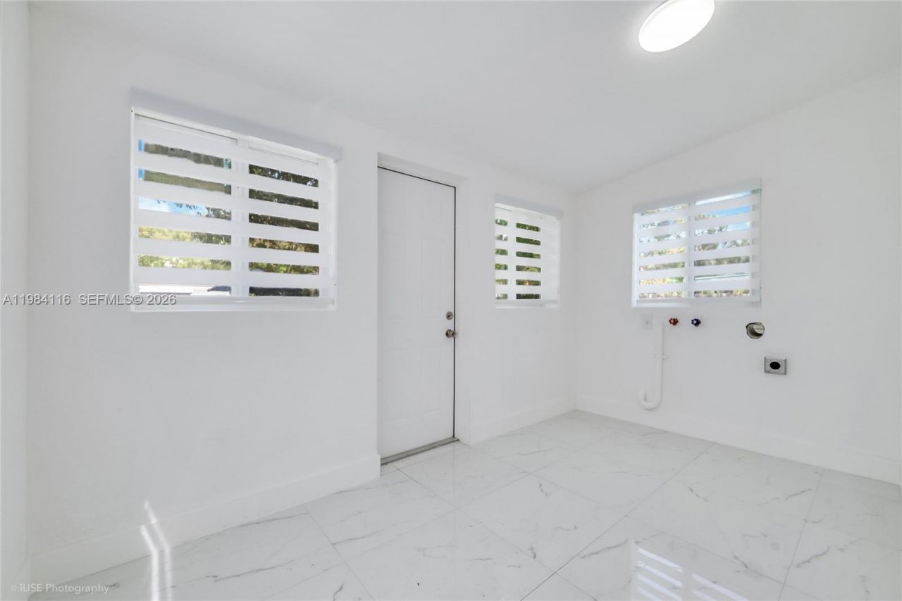 6337 SW 11th St, West Miami, FL 33144 Photo