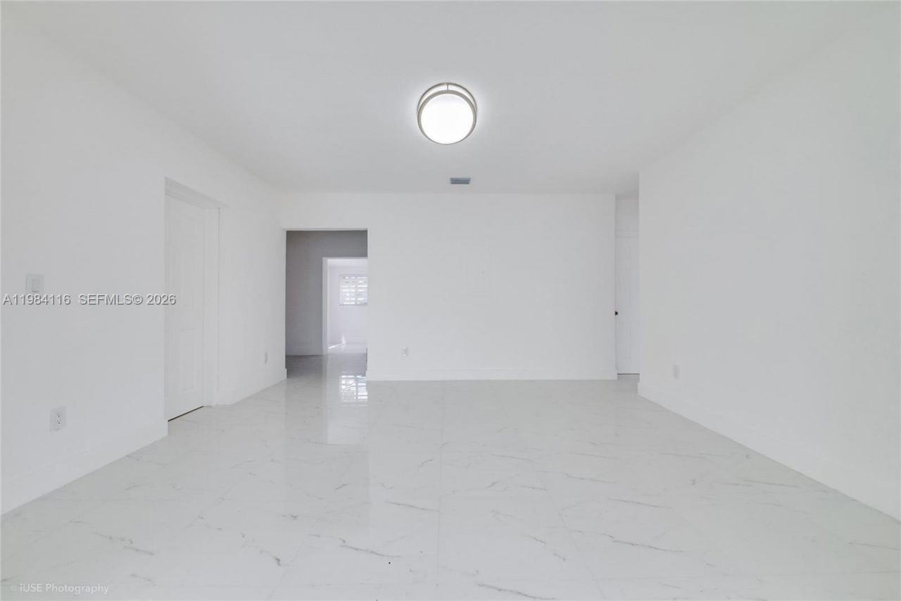 6337 SW 11th St, West Miami, FL 33144 Photo