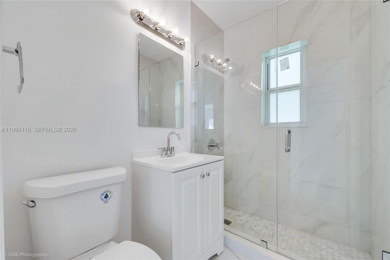 6337 SW 11th St, West Miami, FL 33144 Photo