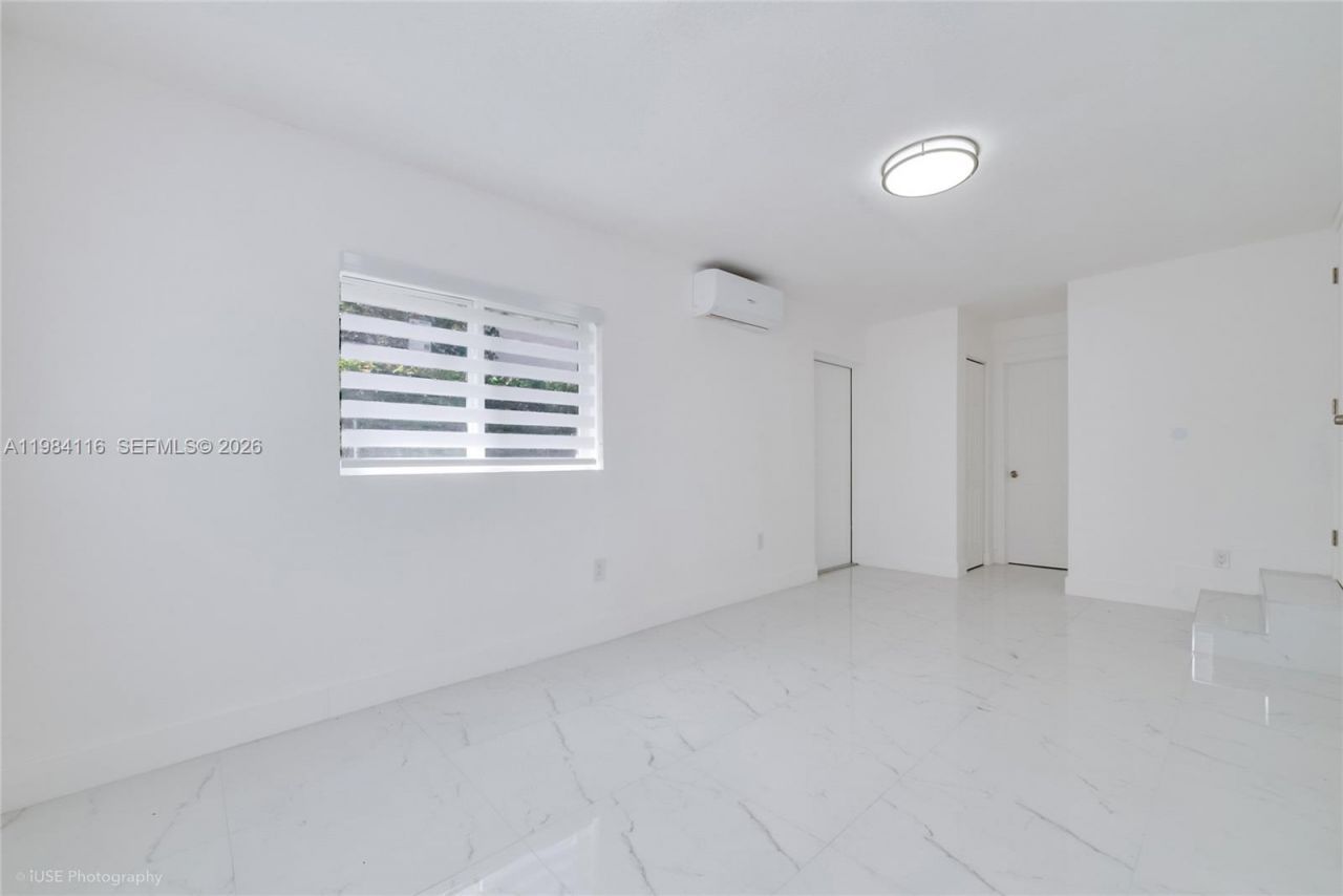 6337 SW 11th St, West Miami, FL 33144 Photo