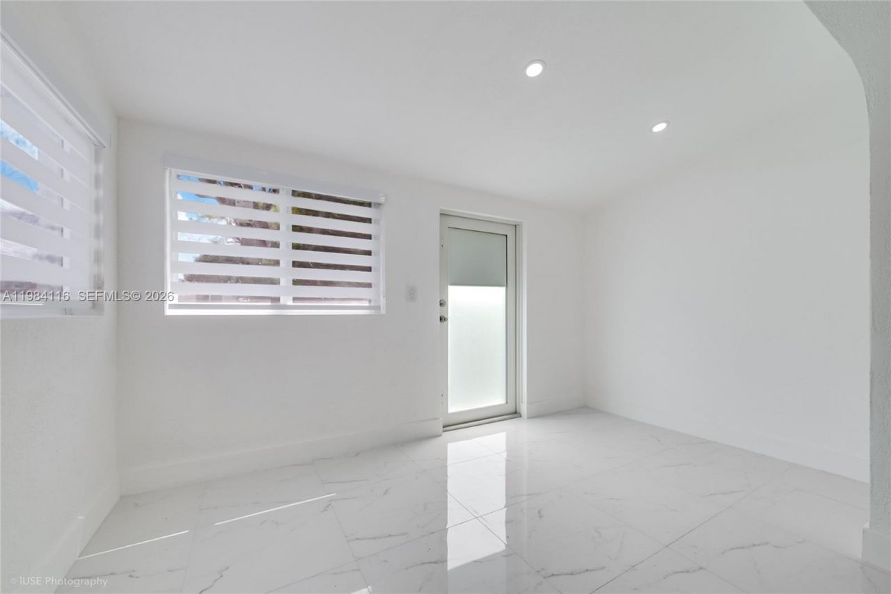 6337 SW 11th St, West Miami, FL 33144 Photo