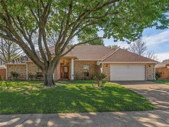 5051 Longstreet Place Bossier City, LA 71112