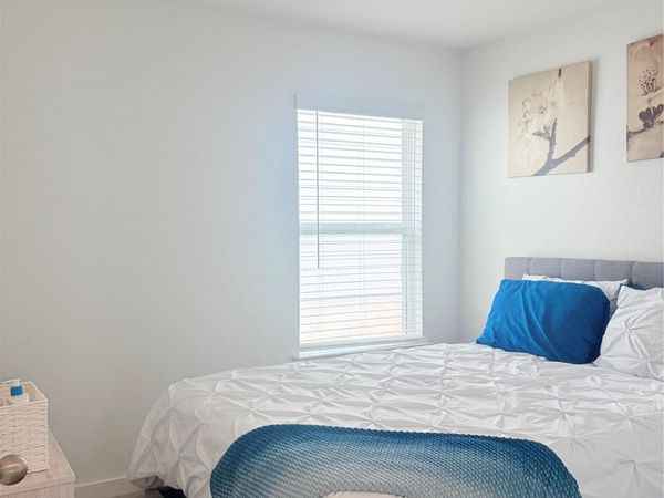 182 Shackleton DR, Kyle, TX 78640