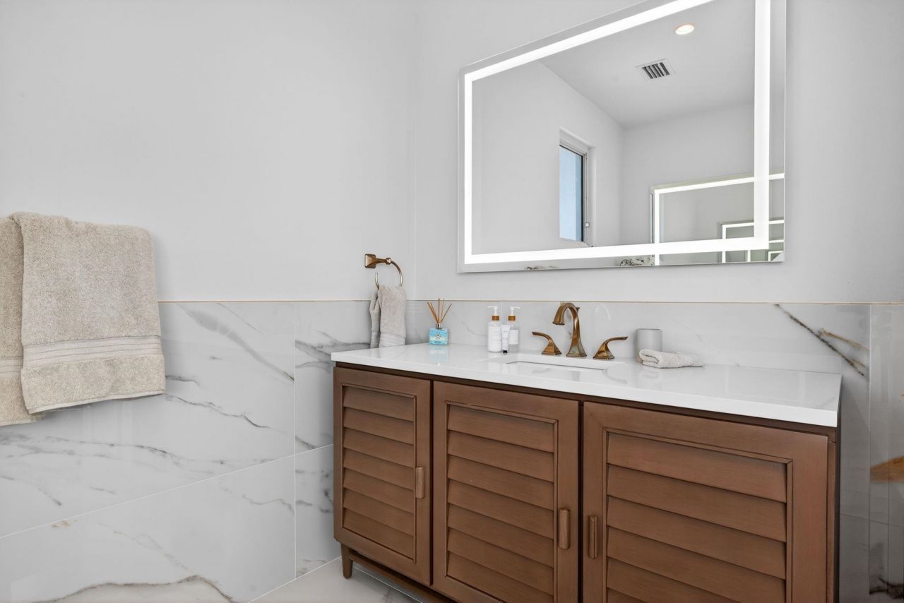 1272 Par View Dr, Sanibel, FL 33957 Photo