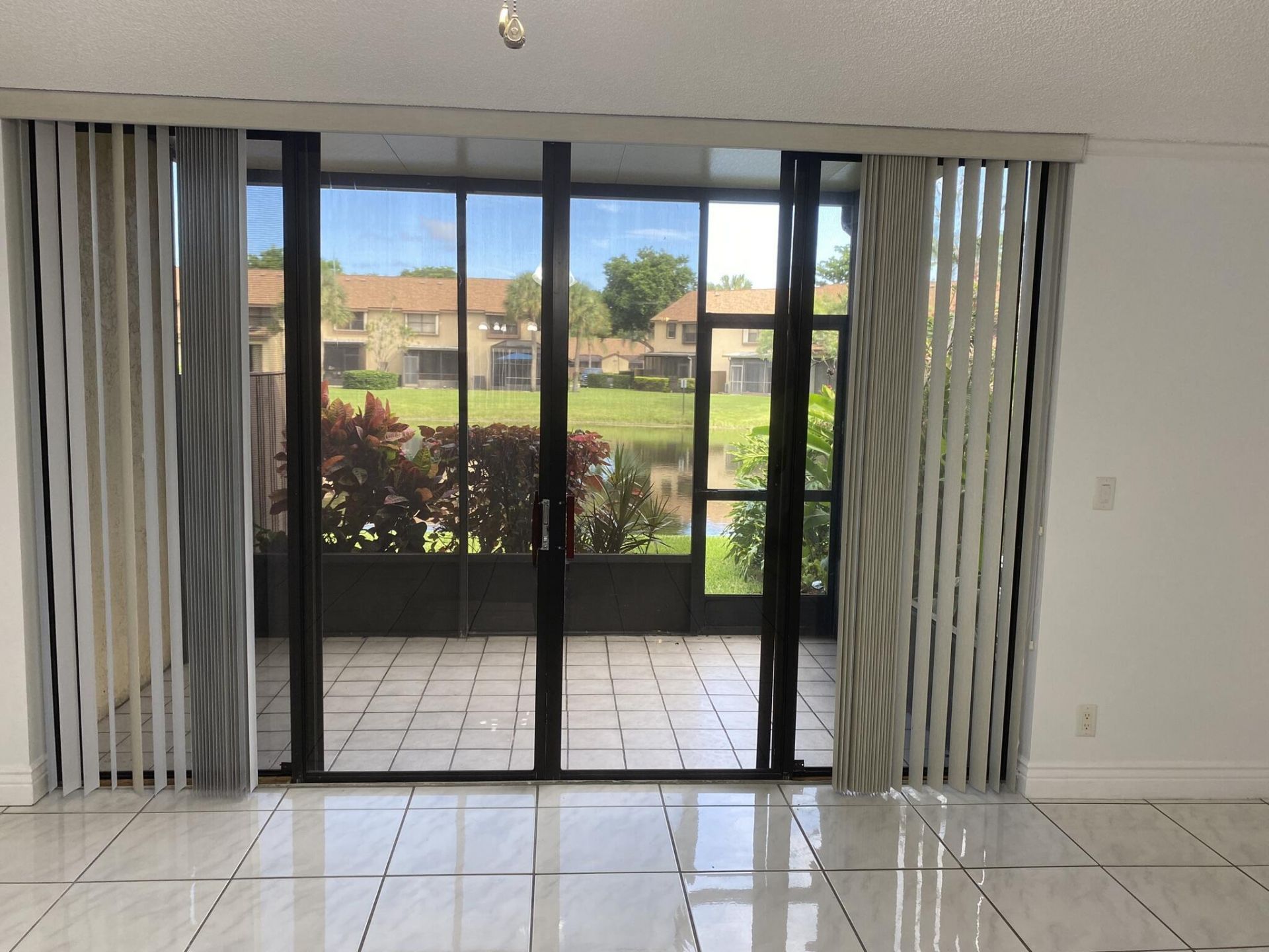 3961 Cocoplum Circle, Unit F, Coconut Creek, FL 33063 Photo